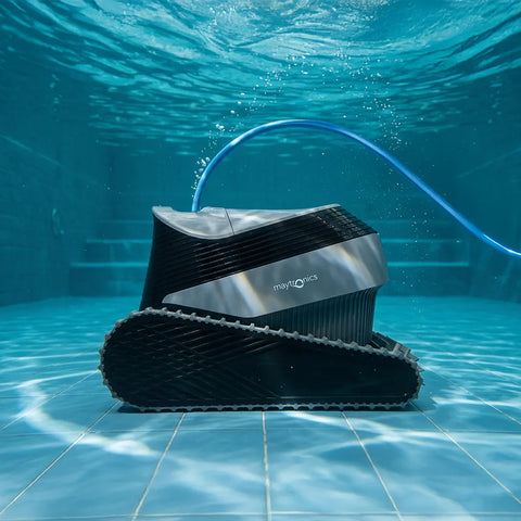 Dolphin Premium 2000 Robotic Pool Cleaner