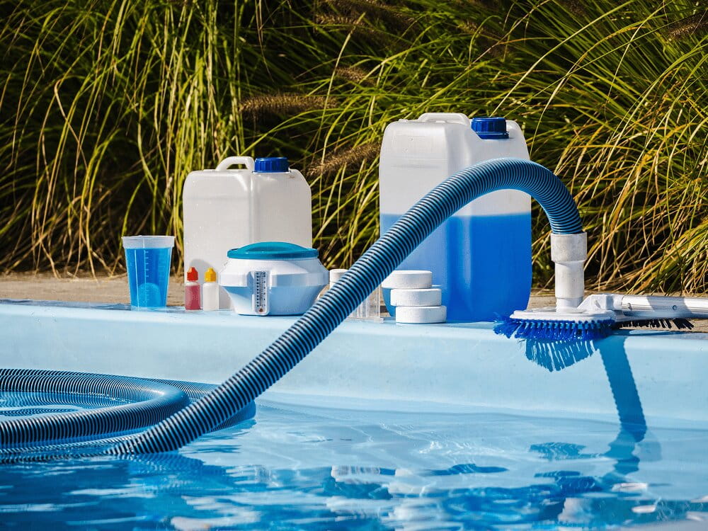 Pool Maintenance in Mississauga | Weekly & Seasonal Service | Ultimate ...
