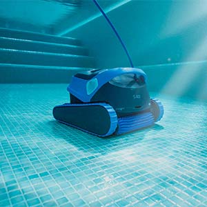 Dolphin S400 Robotic Pool Cleaner (Discontinued – Replaced by Dolphin S2000)
